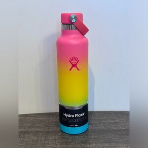 NEW Hydroflask Rare Rainbow Ombré Limited Edition Flask Water Bottle 24 oz